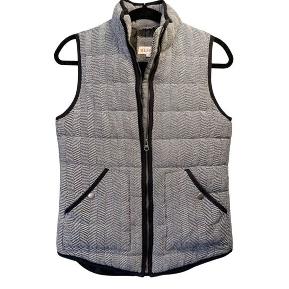 Merona Jackets & Blazers - EUC - Merona vest - Size Small